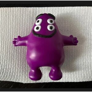 McDONALD'S CACTUS PLANT FLEA MARKET 2022 GRIMACE ADULT HAPPY MEAL TOY-NEW